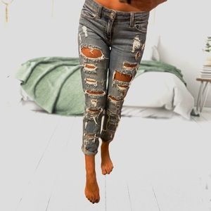 Eunina Distressed skinny Jean